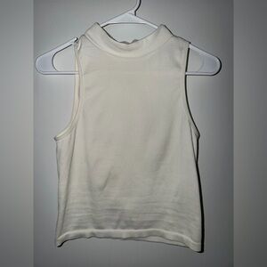 MADDEN NYC Cropped Mock Neck Ribbed Sleeveless Top